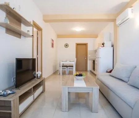 Jurkovic 4 קומרנה