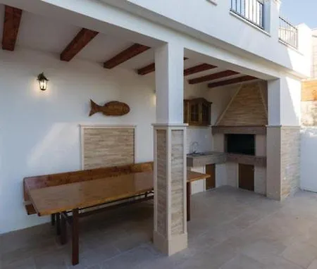 Jurkovic 4 * Komarna